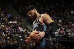 坎宁安：当今NBA最大问题就是造犯规 希望判罚尺度统一不要双标