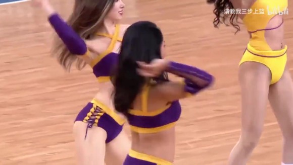 教练！我想去台湾打篮球！台湾篮球啦啦队中场秀！😍